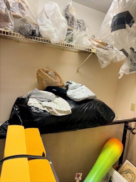 For Sale: $185,000 (2 beds, 2 baths, 1397 Square Feet)