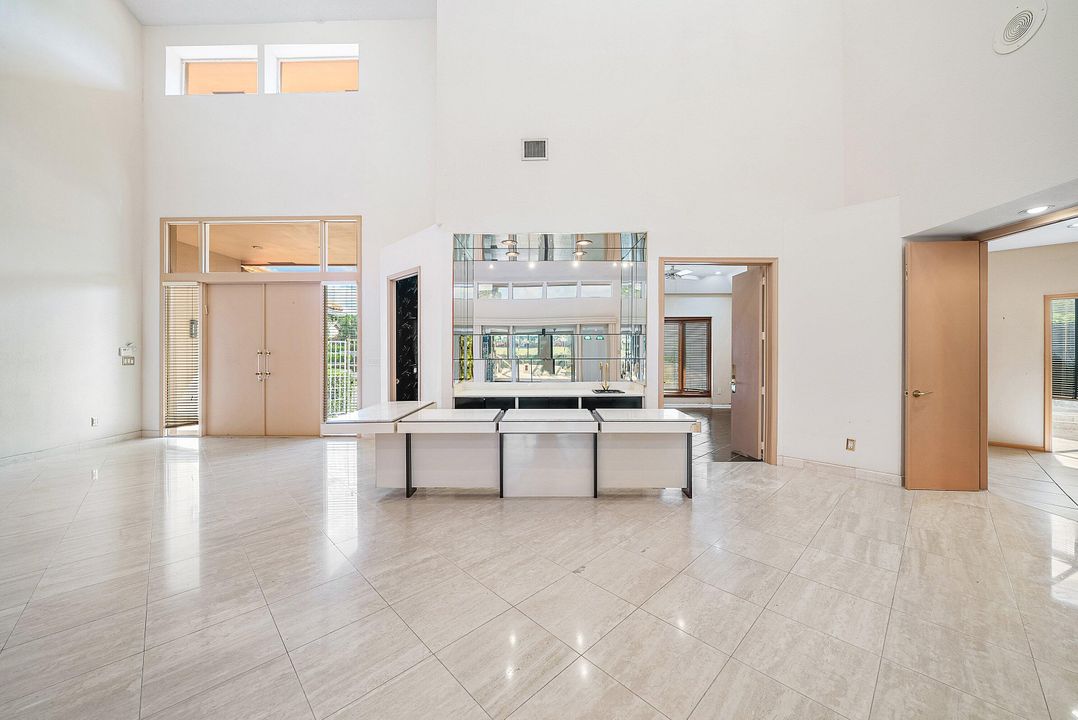 Active With Contract: $1,399,000 (4 beds, 4 baths, 3891 Square Feet)