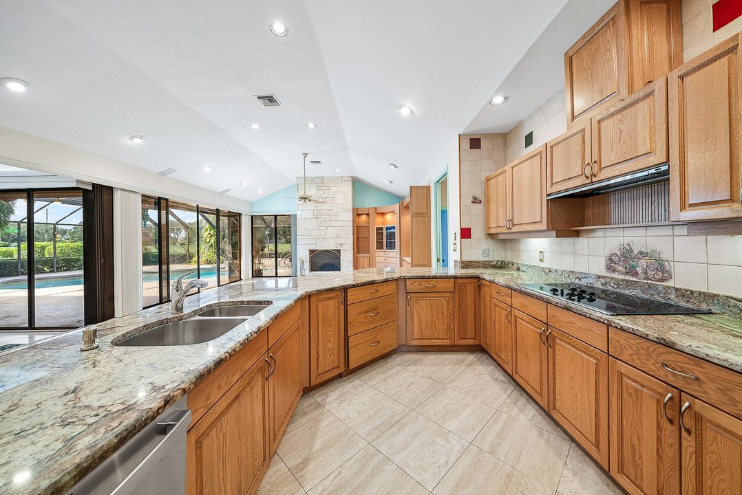 Active With Contract: $1,399,000 (4 beds, 4 baths, 3891 Square Feet)