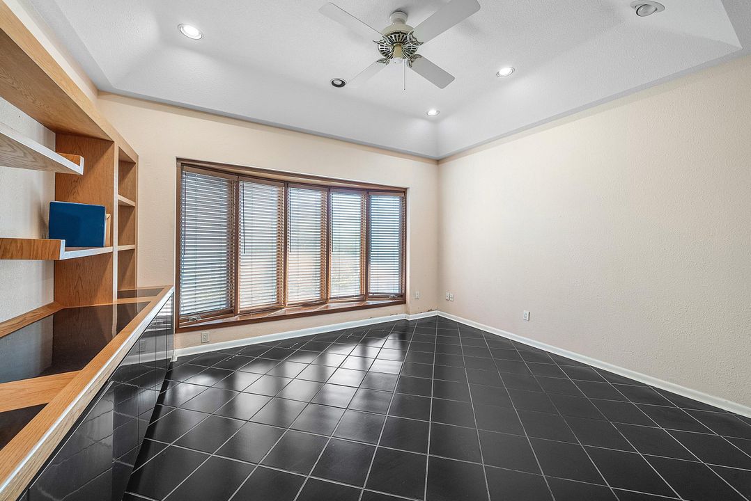 Active With Contract: $1,399,000 (4 beds, 4 baths, 3891 Square Feet)