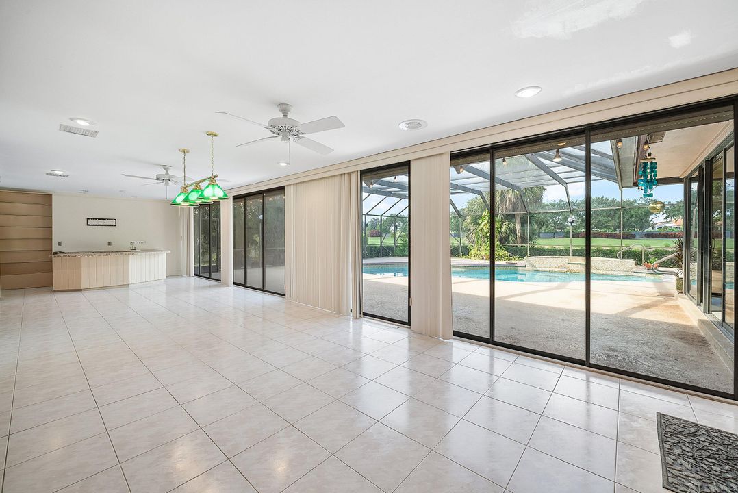 Active With Contract: $1,399,000 (4 beds, 4 baths, 3891 Square Feet)