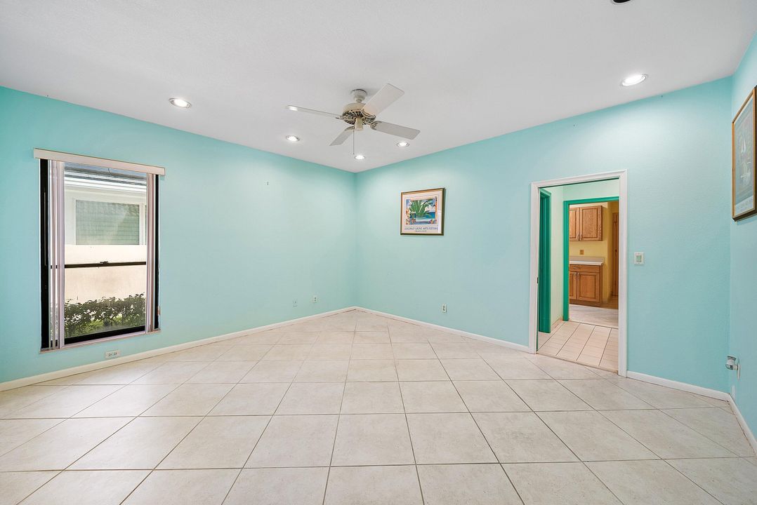 Active With Contract: $1,399,000 (4 beds, 4 baths, 3891 Square Feet)