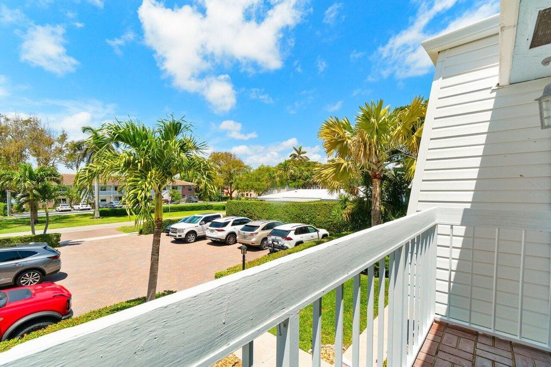 For Rent: $3,900 (2 beds, 2 baths, 1320 Square Feet)