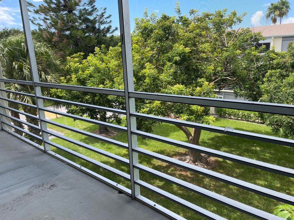 出租: $1,500 (2 贝兹, 1 浴室, 840 平方英尺)