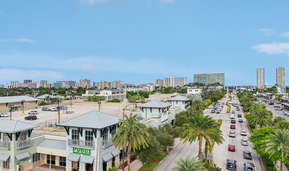 For Sale: $1,949,900 (3 beds, 3 baths, 1950 Square Feet)