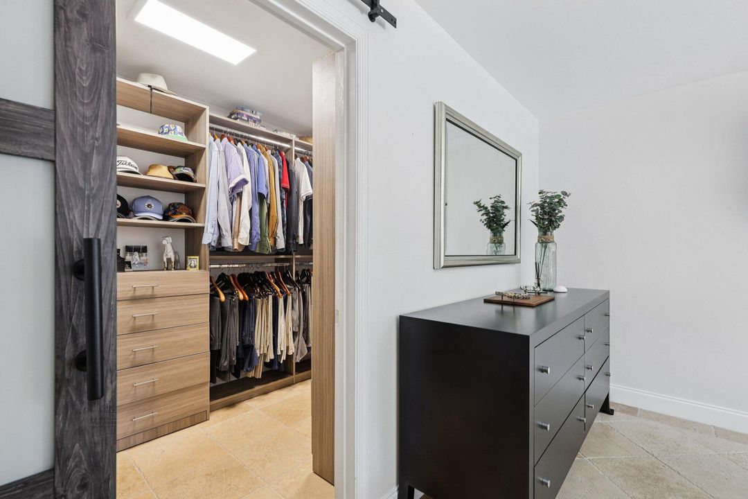 For Sale: $1,949,900 (3 beds, 3 baths, 1950 Square Feet)