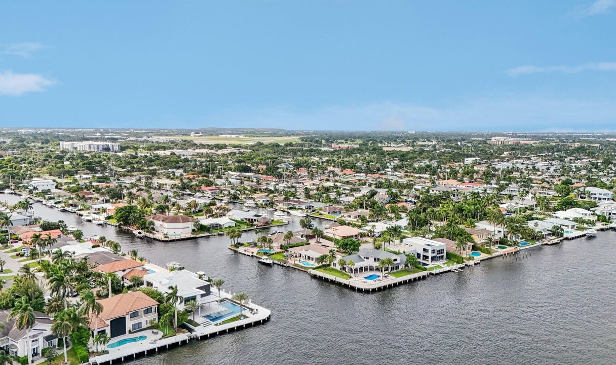 For Sale: $1,949,900 (3 beds, 3 baths, 1950 Square Feet)