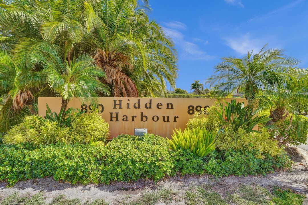 For Sale: $212,500 (2 beds, 2 baths, 1025 Square Feet)