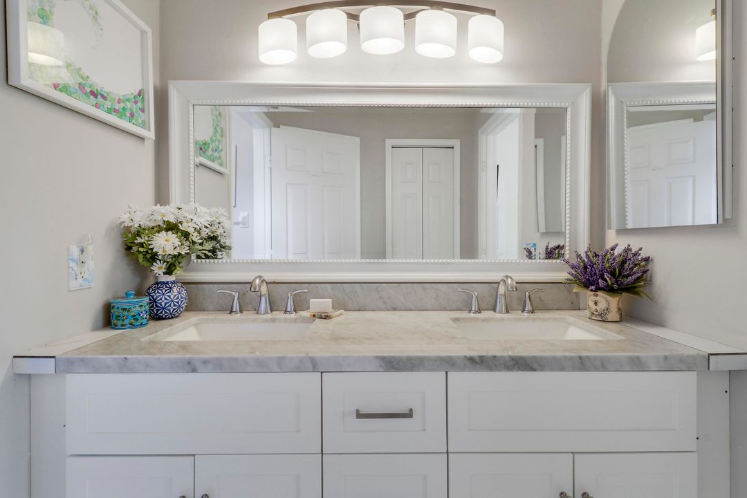 Под контрактом: $325,000 (2 спален, 2 ванн, 1585 Квадратных фут)