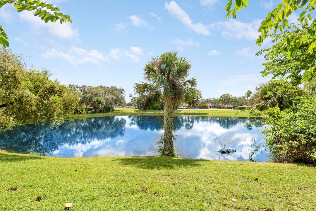 Под контрактом: $325,000 (2 спален, 2 ванн, 1585 Квадратных фут)