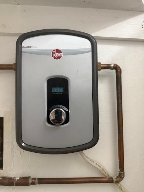 Под контрактом: $220,000 (1 спален, 1 ванн, 570 Квадратных фут)