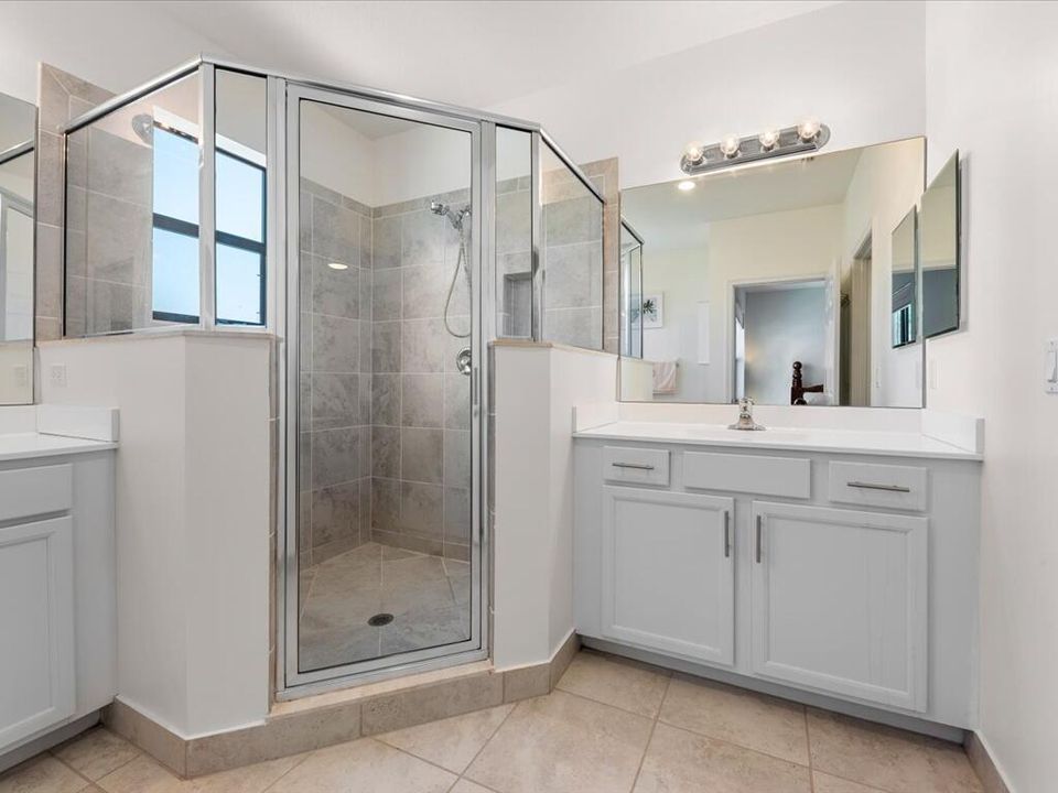 待售: $419,000 (3 贝兹, 2 浴室, 1718 平方英尺)