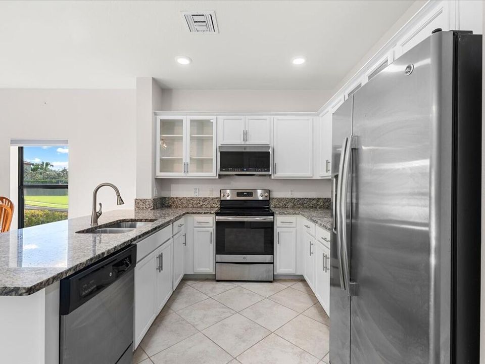 待售: $419,000 (3 贝兹, 2 浴室, 1718 平方英尺)