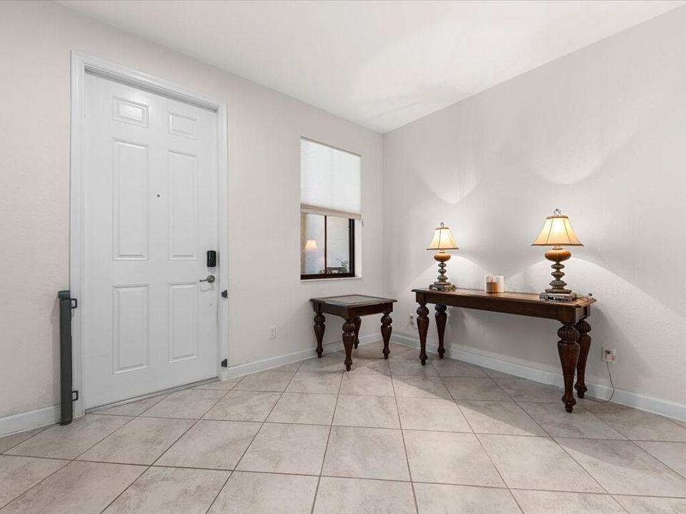 待售: $419,000 (3 贝兹, 2 浴室, 1718 平方英尺)