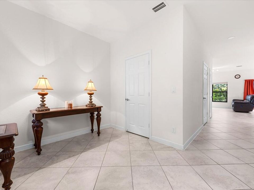 待售: $419,000 (3 贝兹, 2 浴室, 1718 平方英尺)