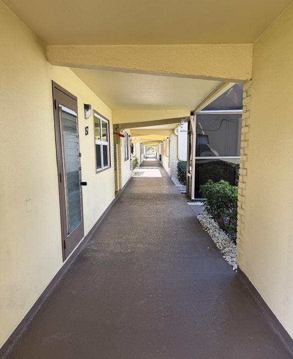 For Sale: $110,000 (2 beds, 2 baths, 880 Square Feet)