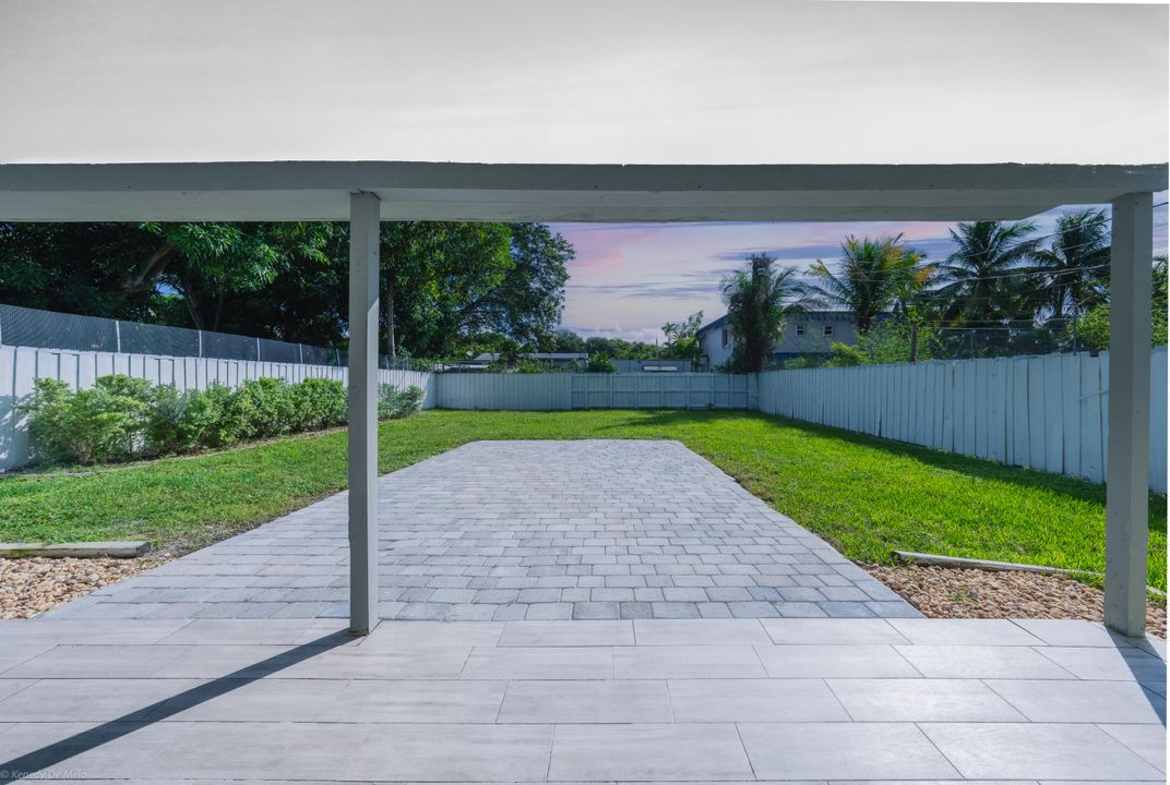 待售: $479,900 (3 贝兹, 2 浴室, 1377 平方英尺)