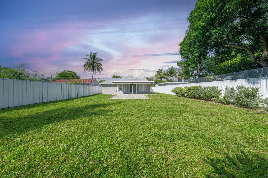 待售: $479,900 (3 贝兹, 2 浴室, 1377 平方英尺)