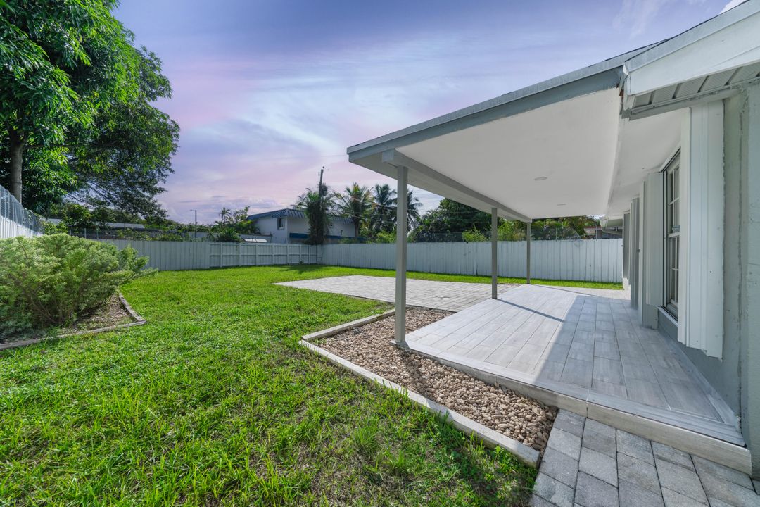 待售: $479,900 (3 贝兹, 2 浴室, 1377 平方英尺)