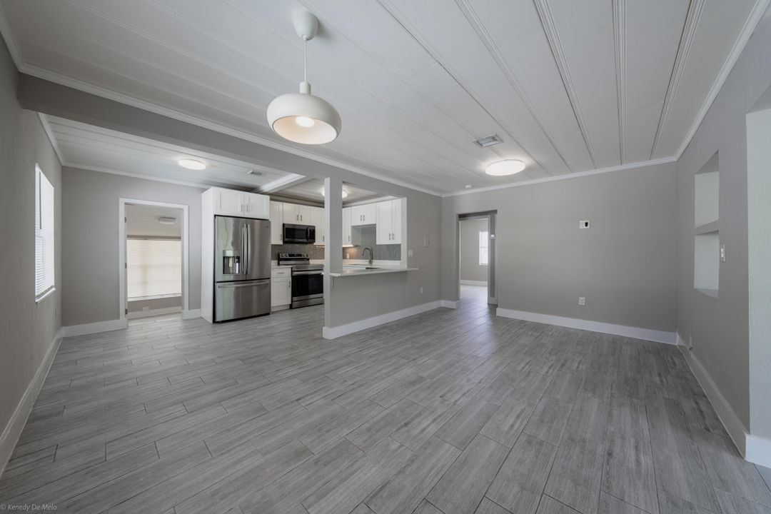 待售: $479,900 (3 贝兹, 2 浴室, 1377 平方英尺)