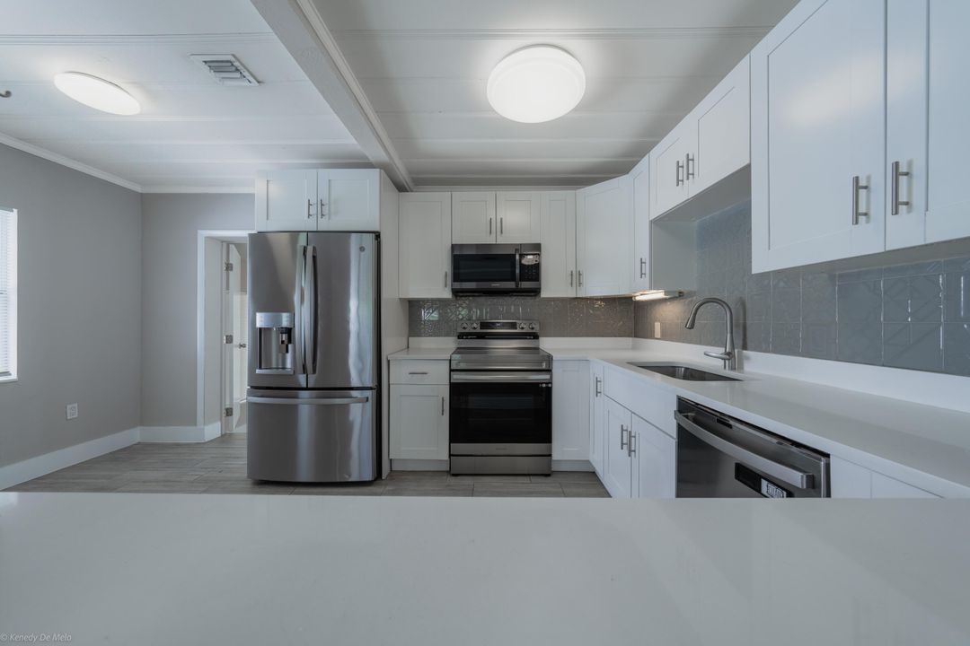 待售: $479,900 (3 贝兹, 2 浴室, 1377 平方英尺)