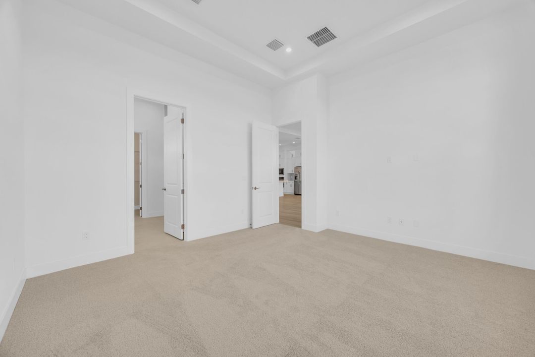 En Venta: $869,990 (3 camas, 3 baños, 2196 Pies cuadrados)