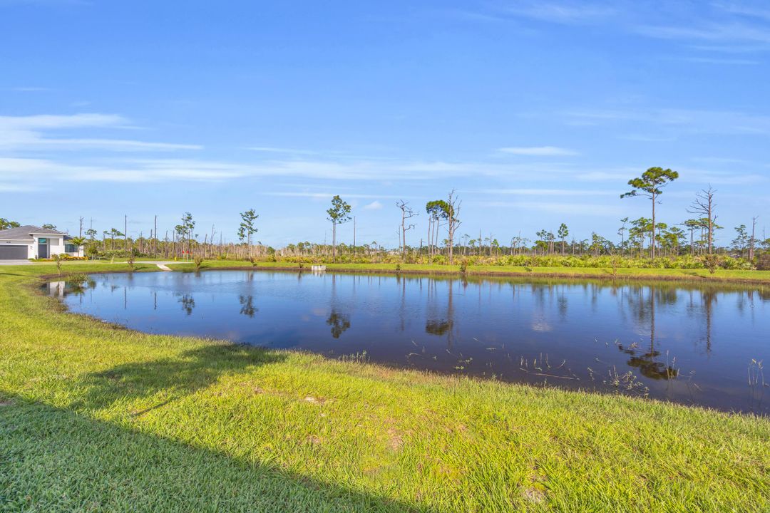 En Venta: $869,990 (3 camas, 3 baños, 2196 Pies cuadrados)