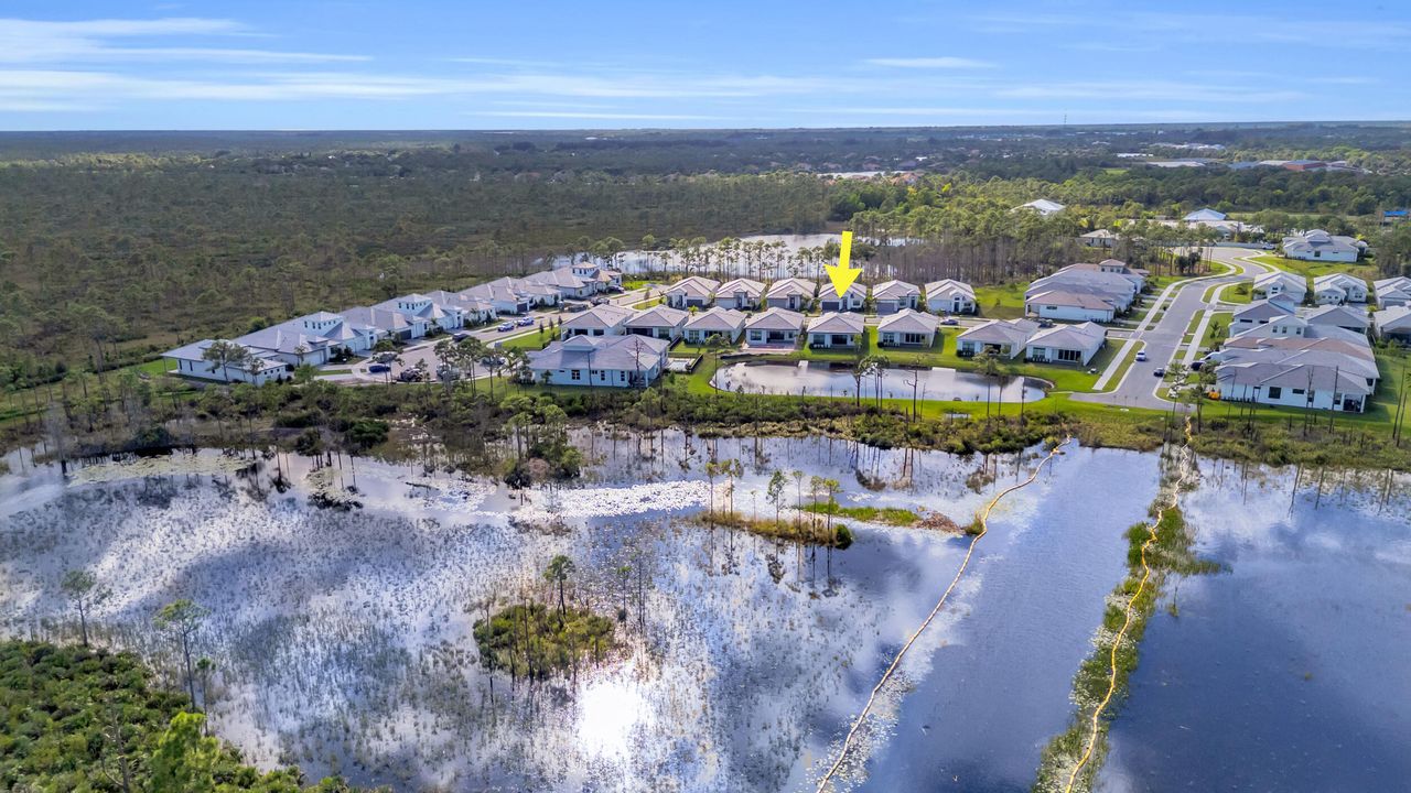 En Venta: $869,990 (3 camas, 3 baños, 2196 Pies cuadrados)