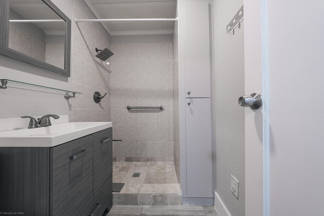 待售: $479,900 (3 贝兹, 2 浴室, 1377 平方英尺)