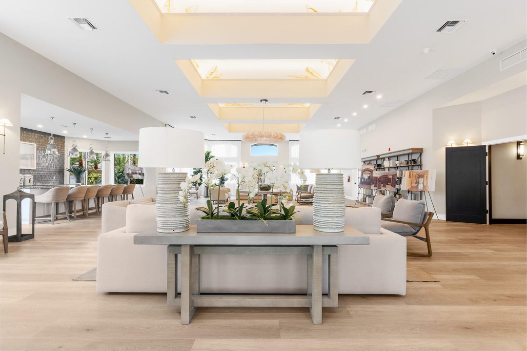 Active With Contract: $6,750 (5 beds, 3 baths, 2805 Square Feet)