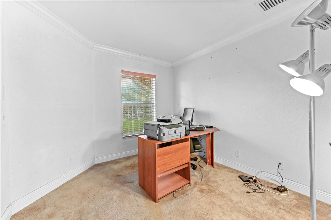 En Venta: $799,900 (5 camas, 3 baños, 2575 Pies cuadrados)