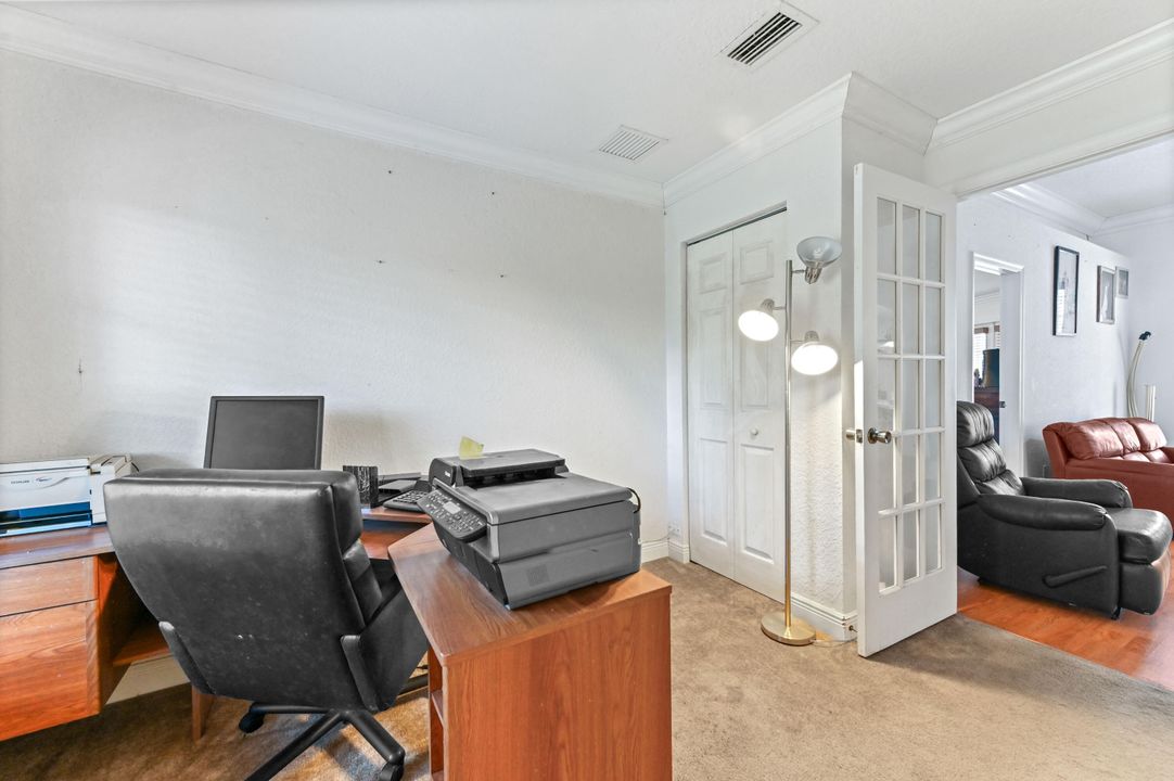 En Venta: $799,900 (5 camas, 3 baños, 2575 Pies cuadrados)