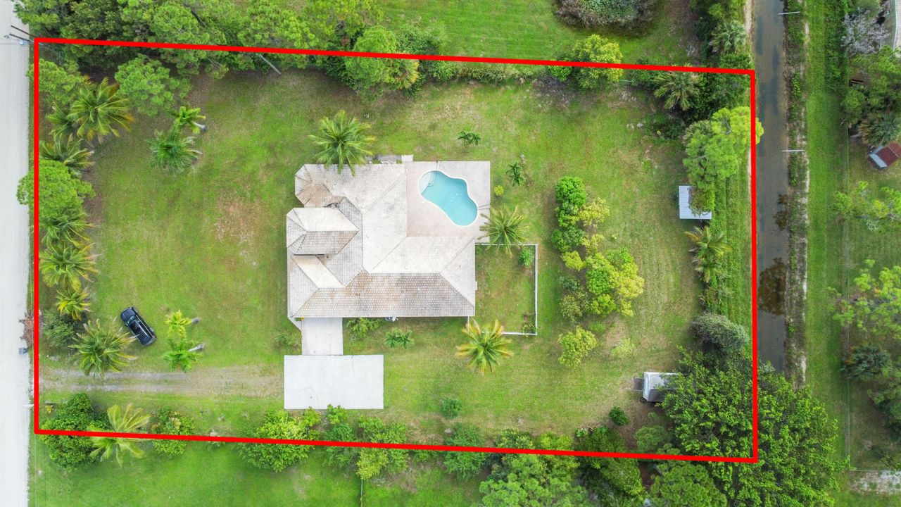 En Venta: $799,900 (5 camas, 3 baños, 2575 Pies cuadrados)