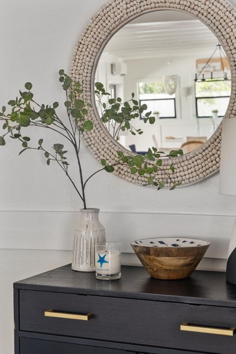 For Sale: $1,599,900 (3 beds, 3 baths, 1988 Square Feet)