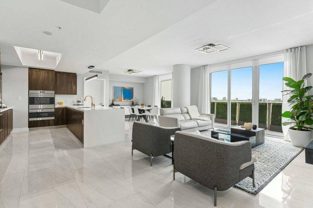 En Venta: $1,100,000 (2 camas, 2 baños, 1538 Pies cuadrados)