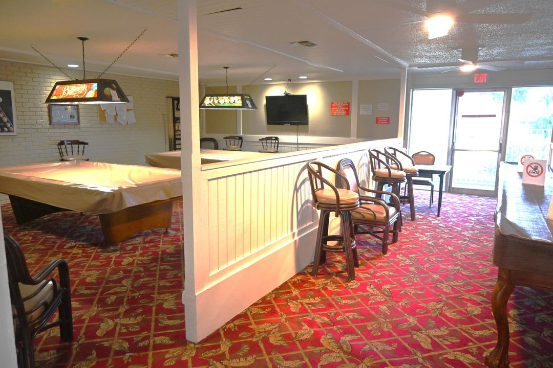 For Rent: $1,800 (2 beds, 2 baths, 888 Square Feet)