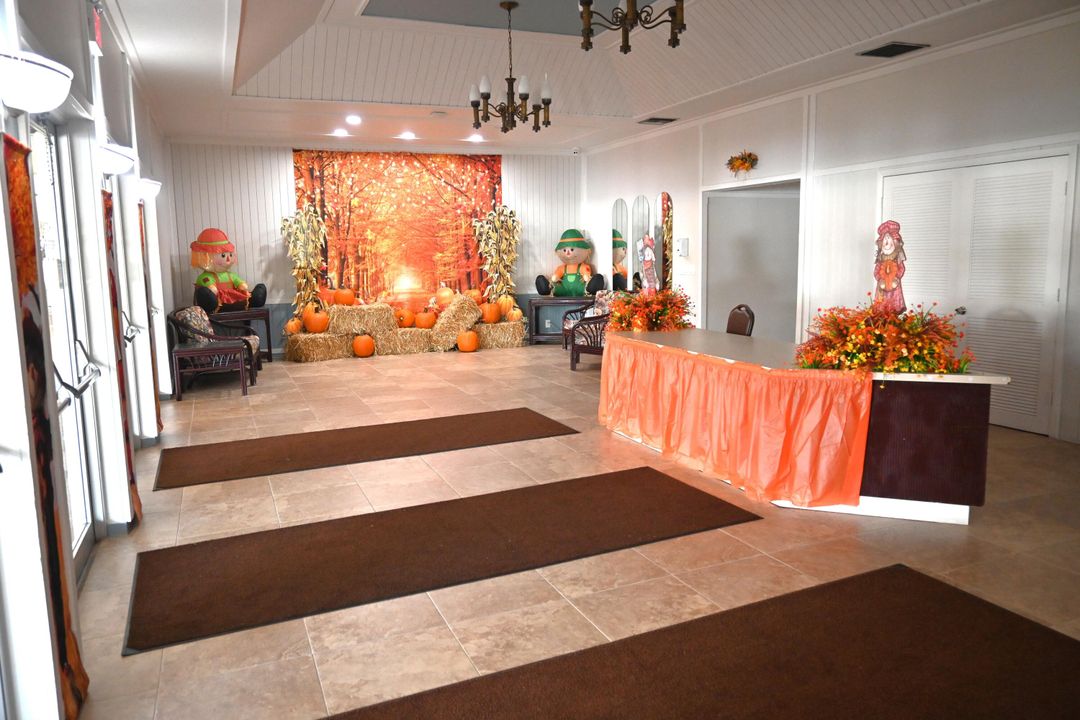 For Rent: $1,800 (2 beds, 2 baths, 888 Square Feet)