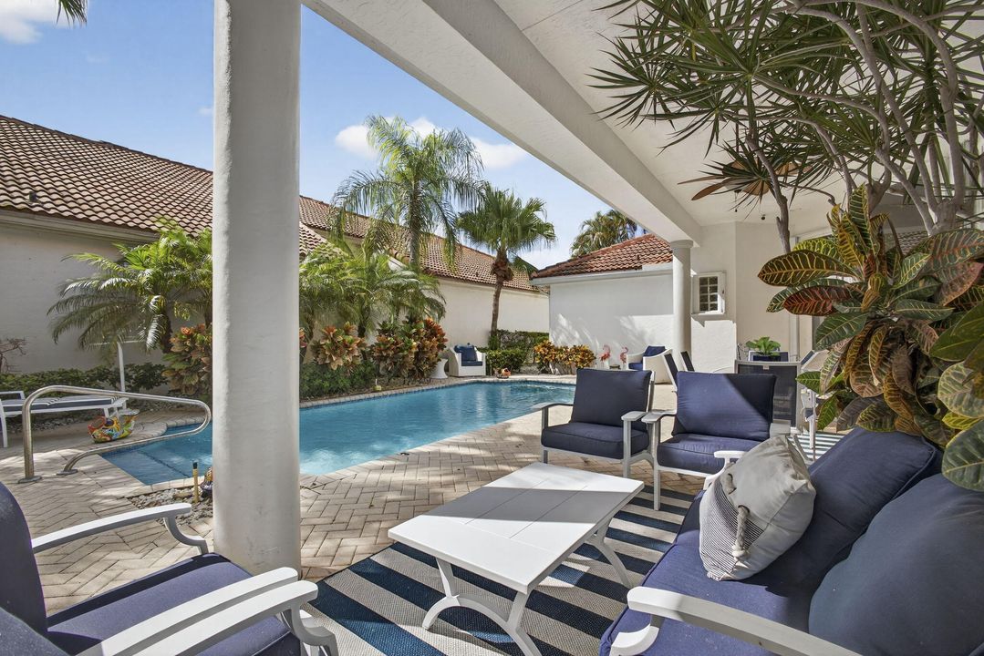 For Sale: $875,000 (4 beds, 4 baths, 3090 Square Feet)