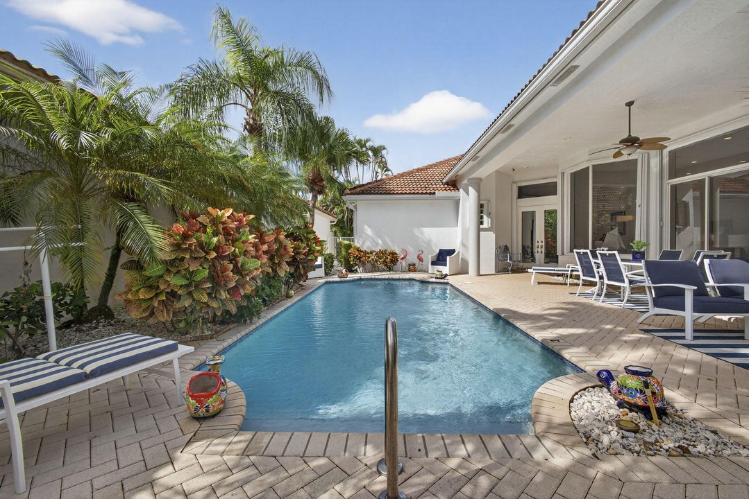 For Sale: $875,000 (4 beds, 4 baths, 3090 Square Feet)