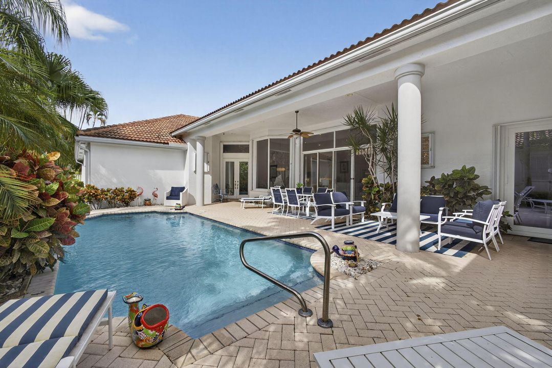 For Sale: $875,000 (4 beds, 4 baths, 3090 Square Feet)