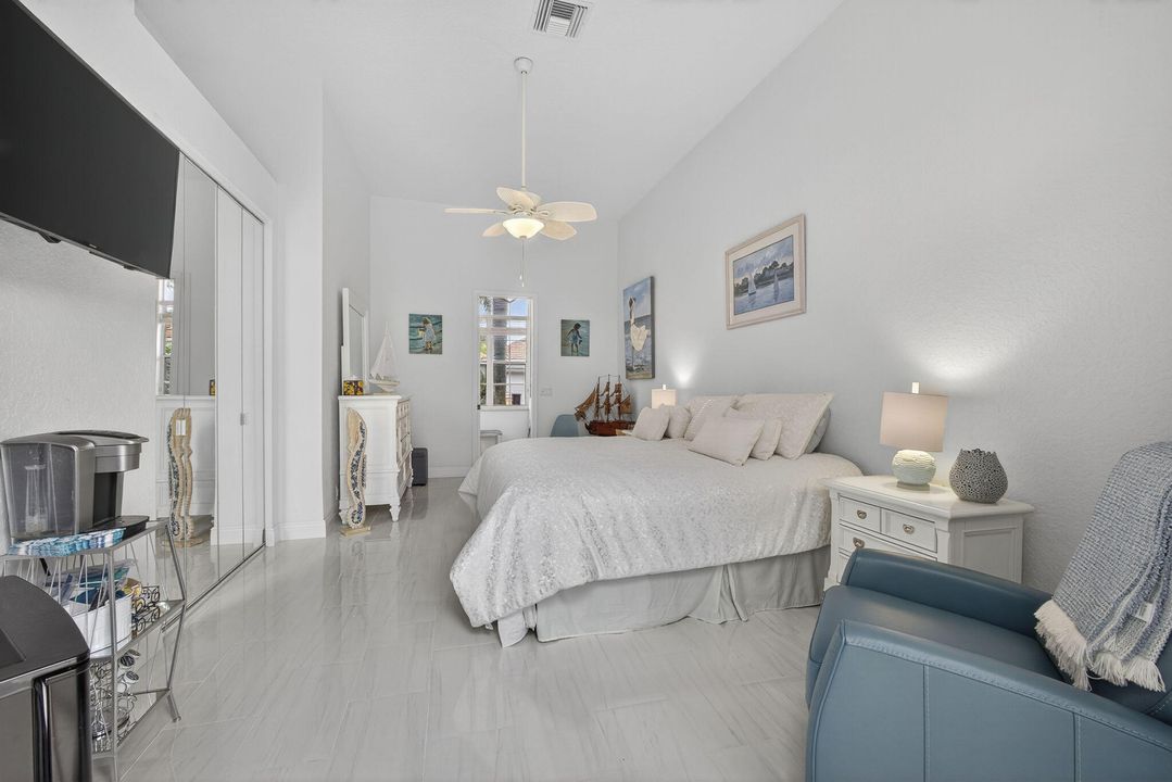 For Sale: $875,000 (4 beds, 4 baths, 3090 Square Feet)