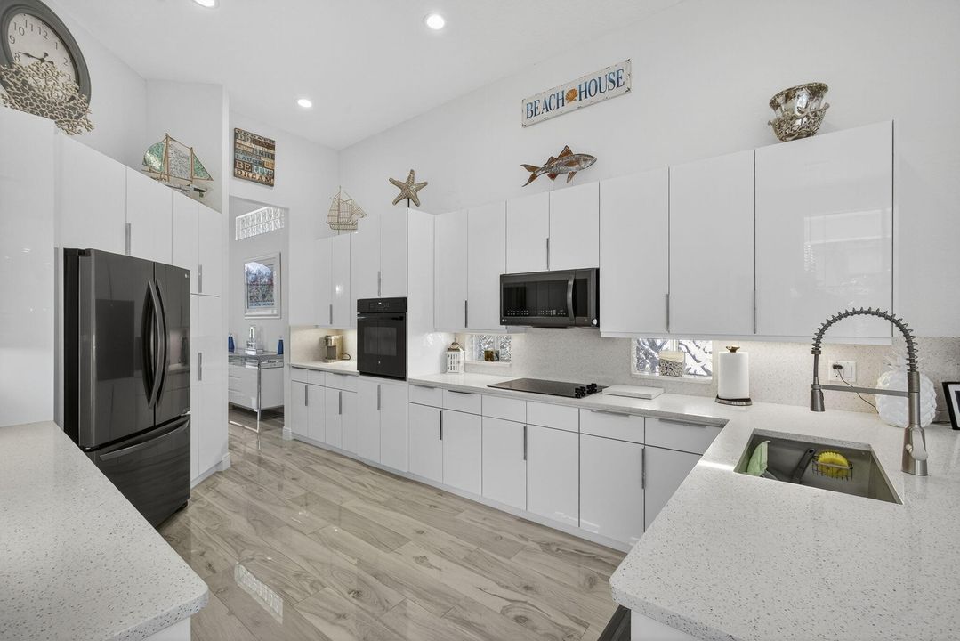 For Sale: $875,000 (4 beds, 4 baths, 3090 Square Feet)