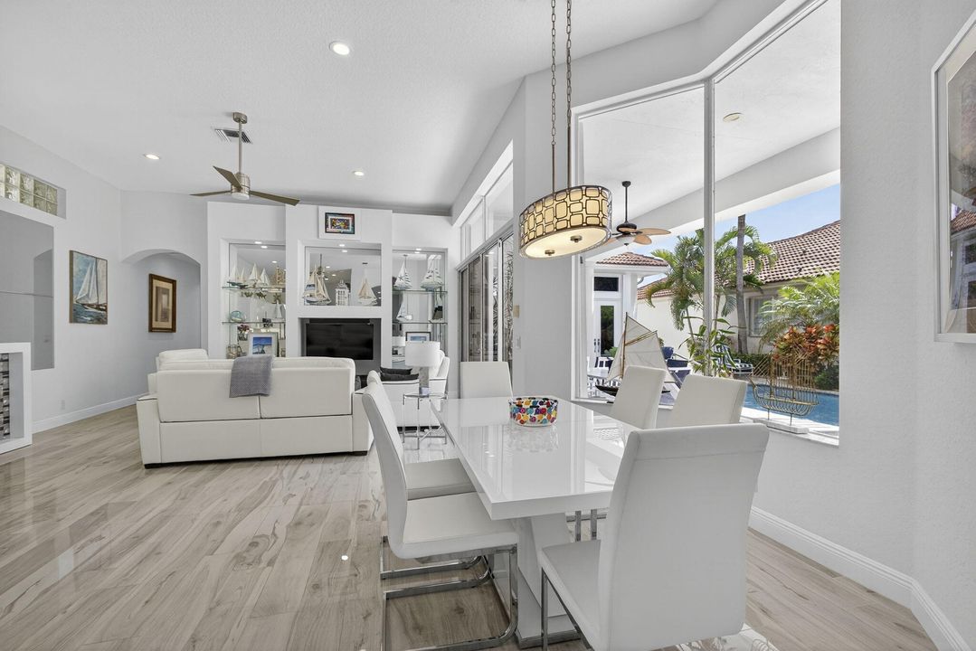 For Sale: $875,000 (4 beds, 4 baths, 3090 Square Feet)