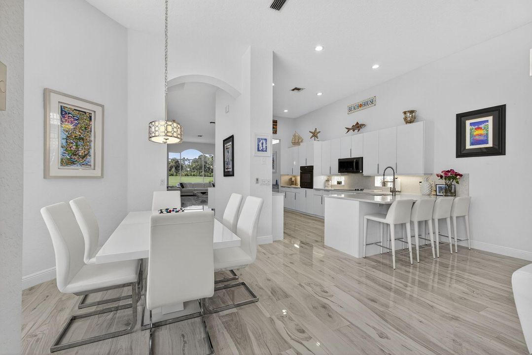 For Sale: $875,000 (4 beds, 4 baths, 3090 Square Feet)