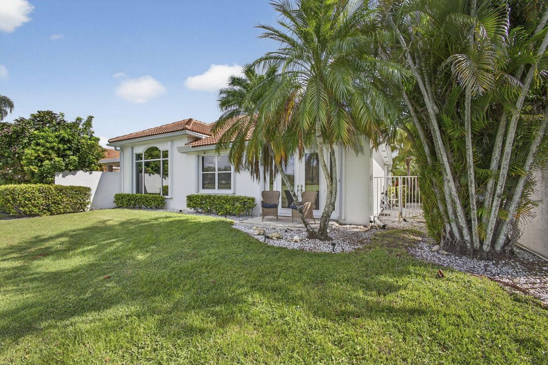 For Sale: $875,000 (4 beds, 4 baths, 3090 Square Feet)