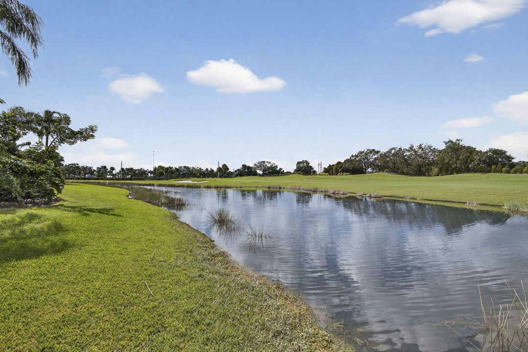 For Sale: $875,000 (4 beds, 4 baths, 3090 Square Feet)