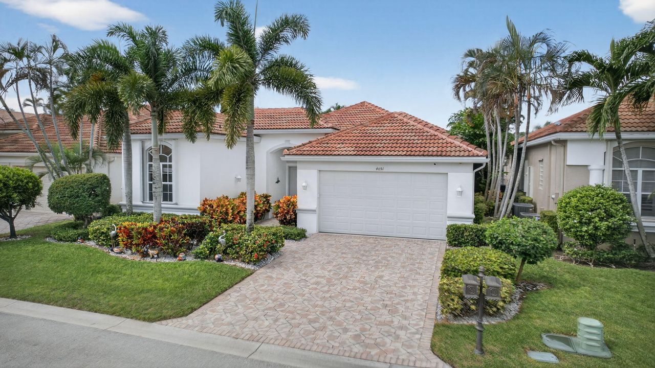 For Sale: $875,000 (4 beds, 4 baths, 3090 Square Feet)