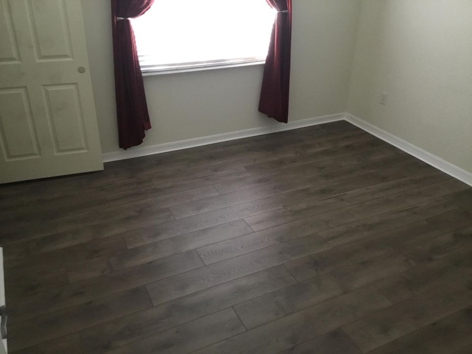 For Rent: $2,350 (3 beds, 2 baths, 1115 Square Feet)