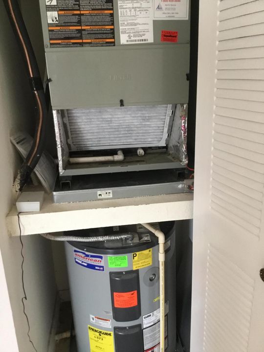 For Rent: $2,350 (3 beds, 2 baths, 1115 Square Feet)