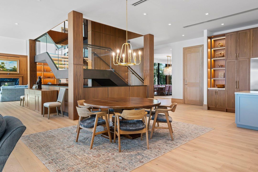 На продажу: $85,000,000 (8 спален, 10 ванн, 19023 Квадратных фут)